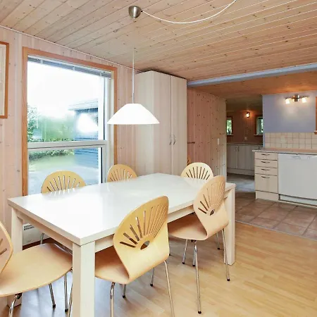 Splendid Holiday Home In Lb K With Roofed Terrace * Aalbaek