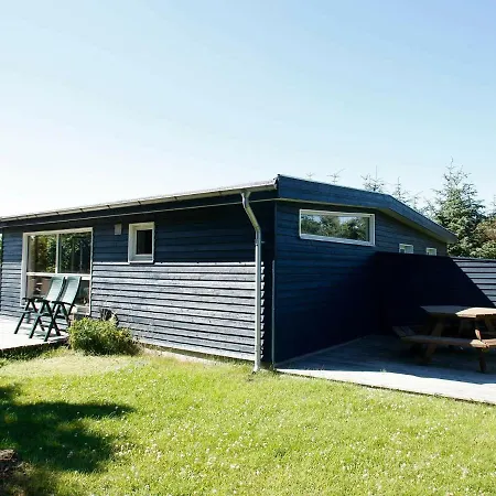 Splendid Holiday Home In Lb K With Roofed Terrace